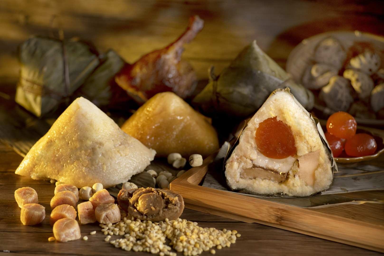 Eagle's Garden｜Hilton Garden Inn Hong Kong Mongkok｜Hilton Mooncake Gift Boxes | Self Pick-up or Delivery Service | Mid-Autumn Festival Mooncake Offers 2025 - Photo 1 of 4